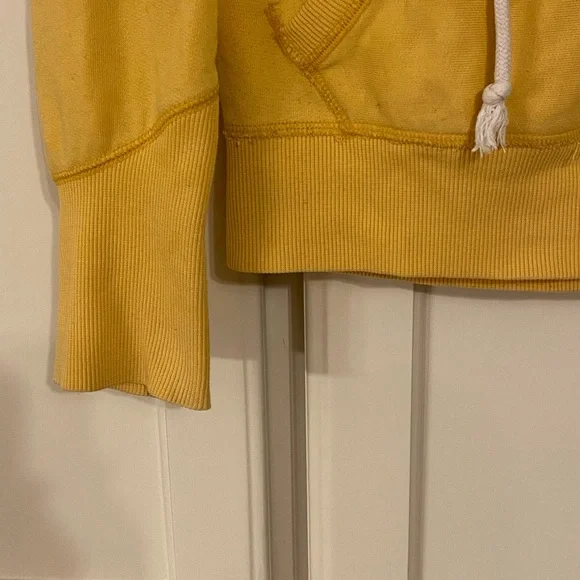 🩷🛍️New PINK Vintage Yellow Pullover Hoodie💛 - Picture 5 of 11